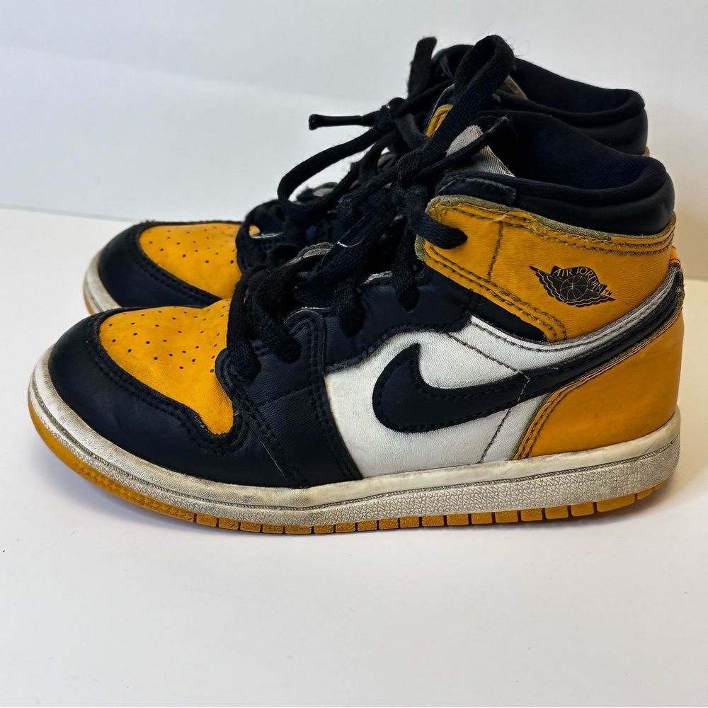 Size 10C- Jordan 1 Retro OG Mid Yellow Toe